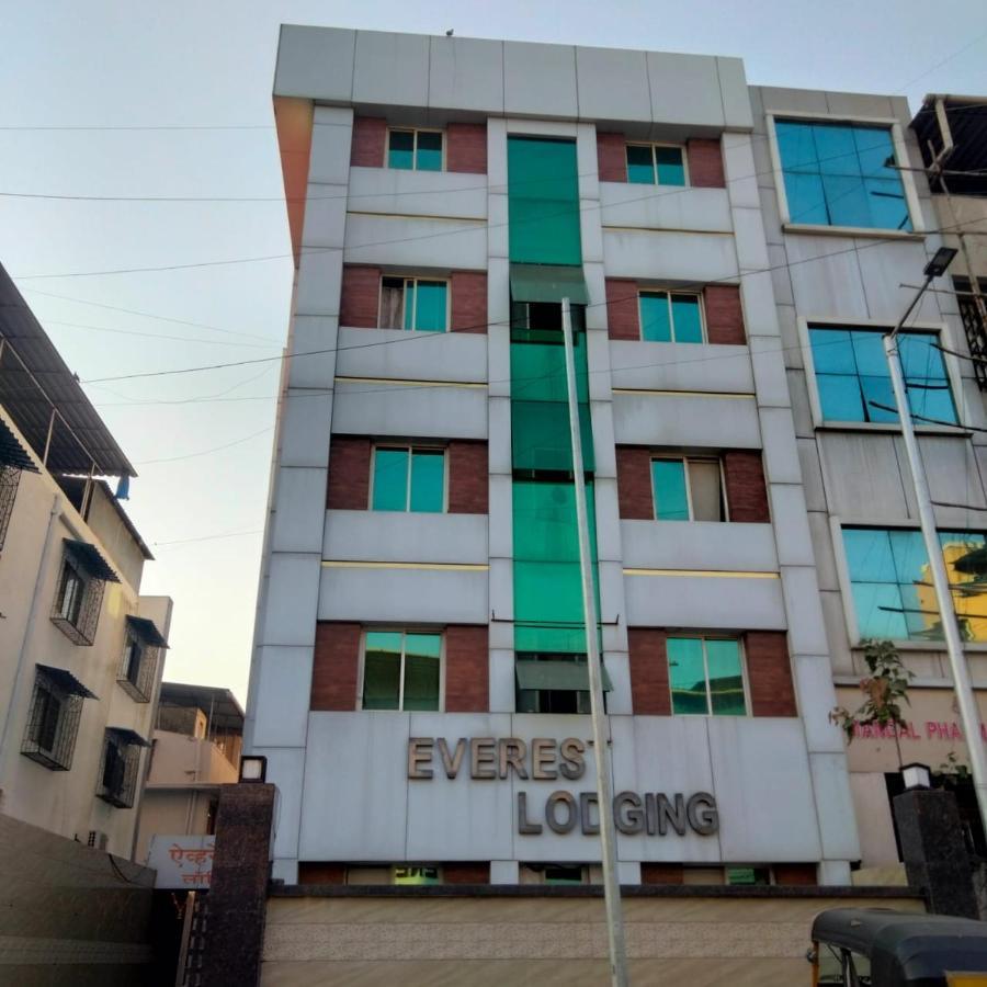 Hotel Everest Lodging Нави Мумбаи Экстерьер фото